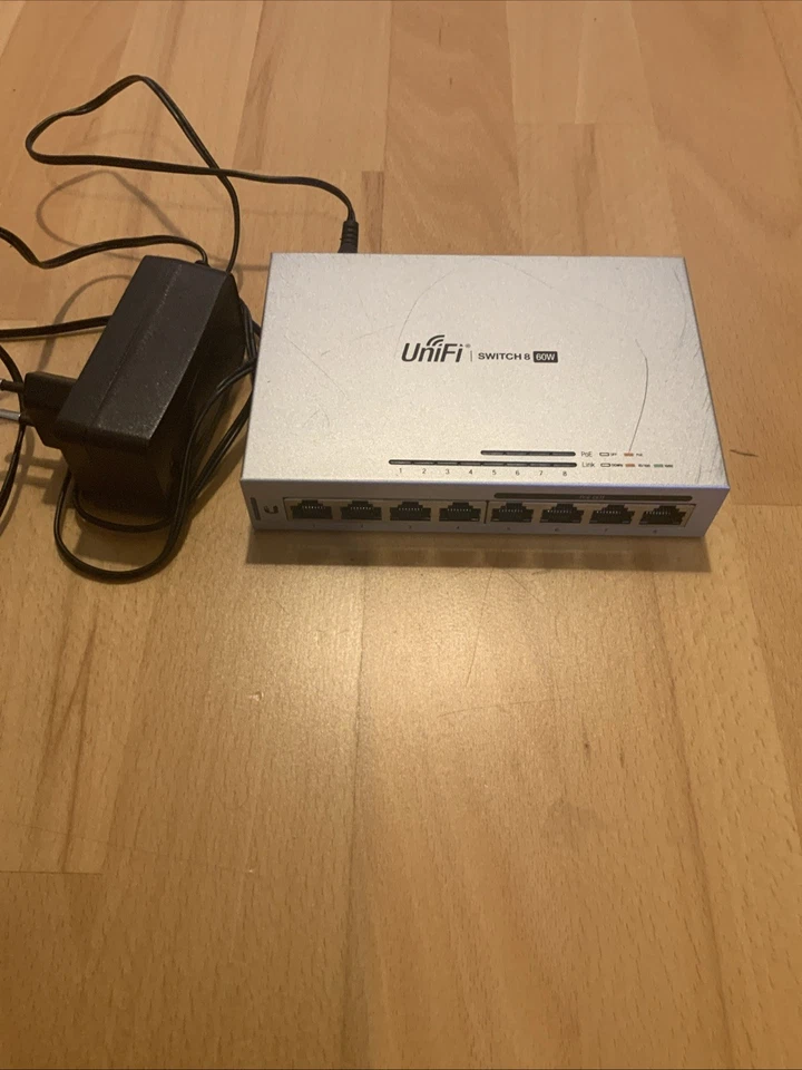 Unifi Switch 8 60W	Model: US-8 60W