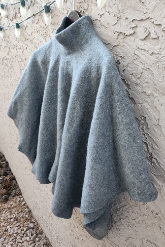Theory Cape Poncho Sweater Turtleneck Light Grey Wool Blend Pullover Knit SZ P - Picture 3 of 12