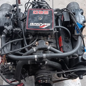 Mercruiser Marine Engine 5.7L V8 350 CID 260 HP NO SALT
