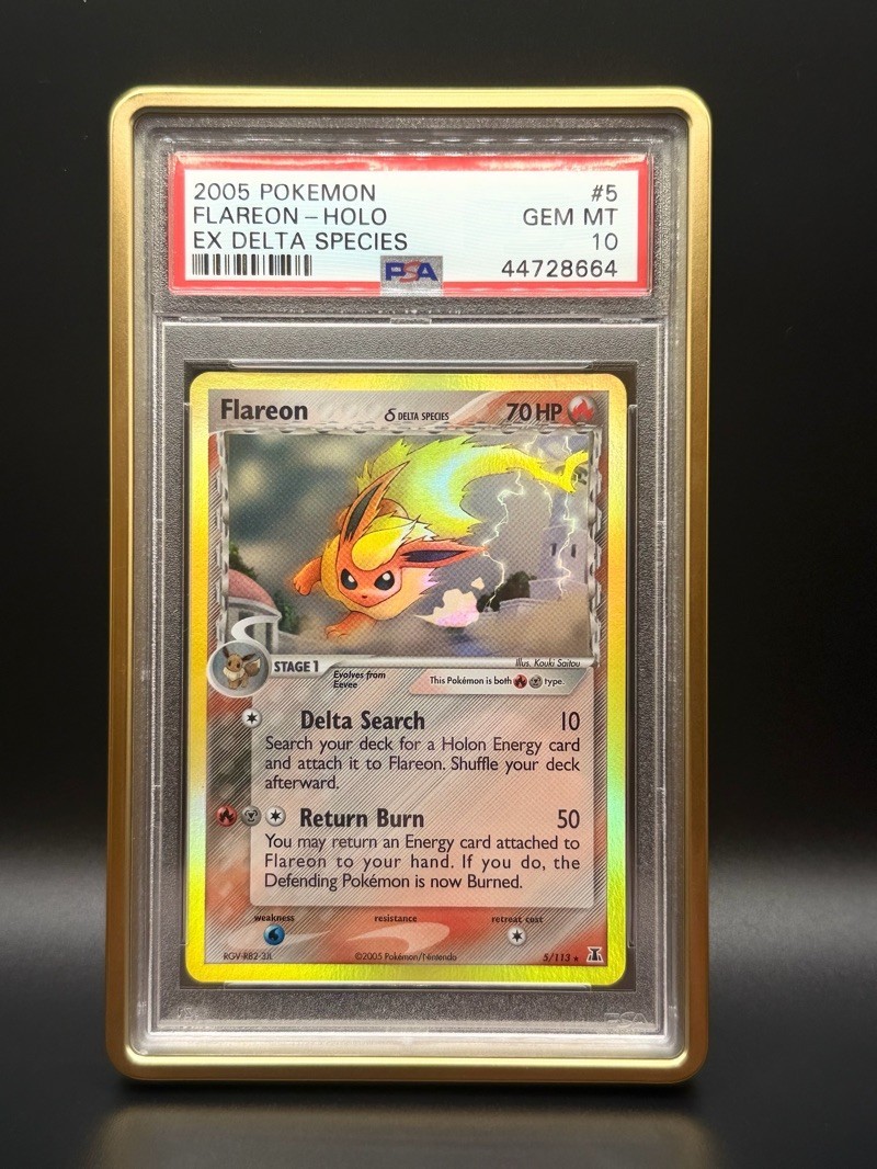 2005 Pokemon POKEMON EX DELTA SPECIES #5 Flareon-Holo front