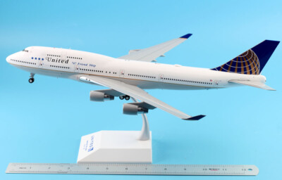 JC Wings 1:200 United LAST Flight Boeing 747-400 Diecast