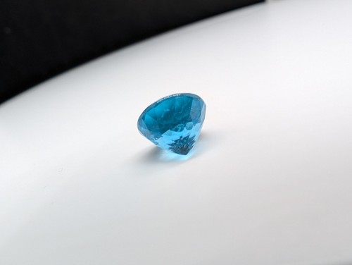 Apatite - Loose Gem - Round Cut - Eye-Clean - 3.07 Carats! - Picture 8 of 10