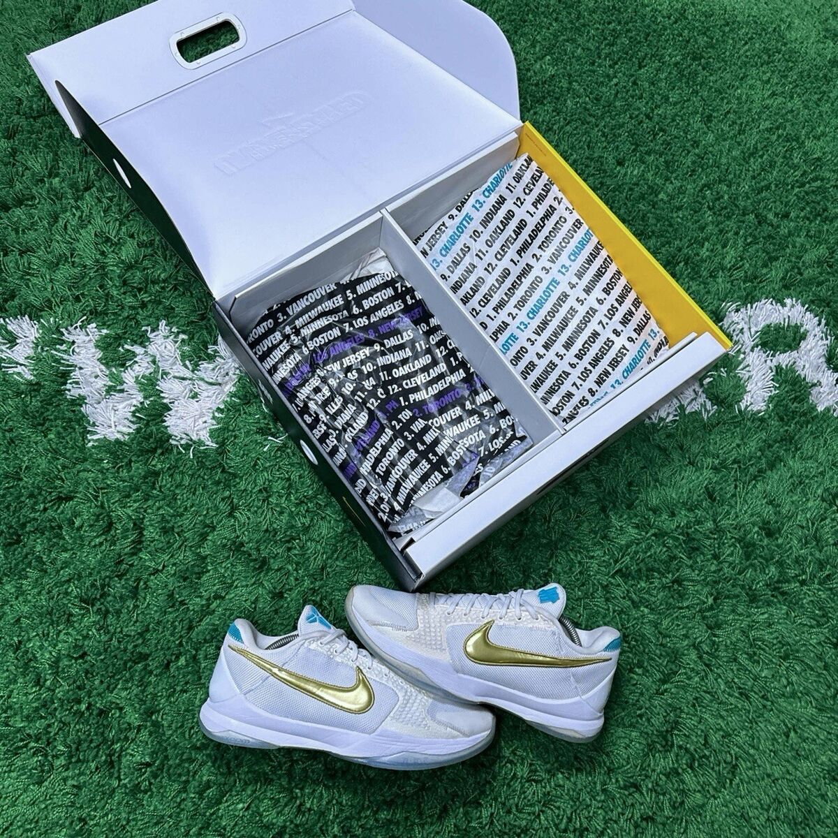 Size 11 - Nike Undefeated x Zoom Kobe 5 Protro 'What If Pack Size 11 - Nike Undefeated x Zoom Kobe 5 Protro 'What If Pack