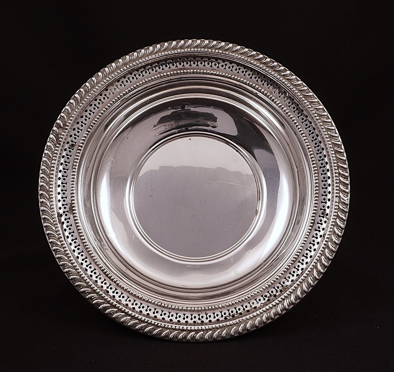 Amston Sterling Silver Pierced Edge 6-1/4" Bowl + or - 89 grams