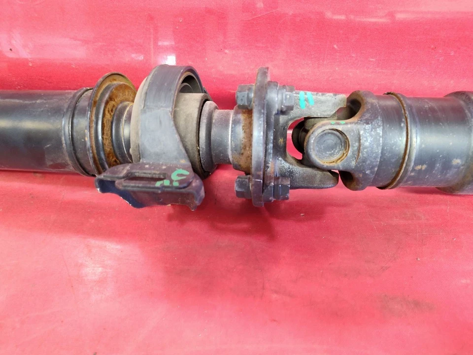 Lexus IS250 2009-2013 tracción en las cuatro ruedas AWD sedán hélice del eje de transmisión trasero - 82 k Foto 4 de 4