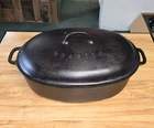 GRISWOLD 7 CAST IRON OVAL ROASTER  #7  POT & LID 647 & 648  Great Condition