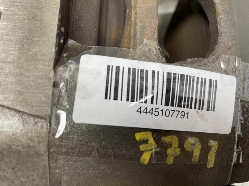 Audi A6 2008 sedán 3,2 L pinza de freno delantera izquierda lado del conductor OEM+ Foto 4 de 4