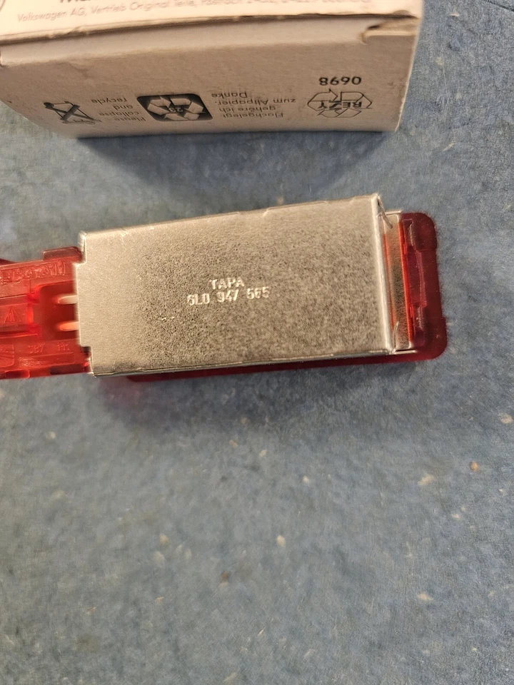 NUEVO VOLKSWAGEN TOUAREG 7L PUERTA TARJETA CORTESÍA LUZ LÁMPARA 7L0947411 6L0947565 Foto 4 de 4