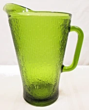 MCM Jeanette Glass Avocado Green Pitcher Tree Bark Ribbed Texture 48 oz 9" Vtg
