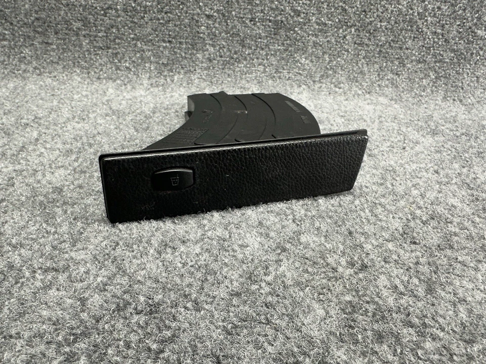 BMW M5 E60 525i 528i 530i 535i 2004-2010 lado del conductor portavasos negro OEM Foto 2 de 4