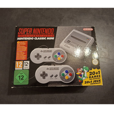 Nintendo Classic Mini Super Nintendo Konsole, 2 Controller, 21 Spiele, HDMI, PAL