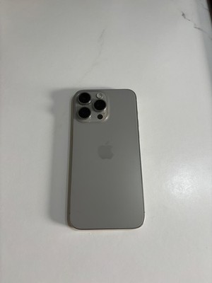 Apple iPhone 15 Pro Max 256GB Natural Titanium Unlocked