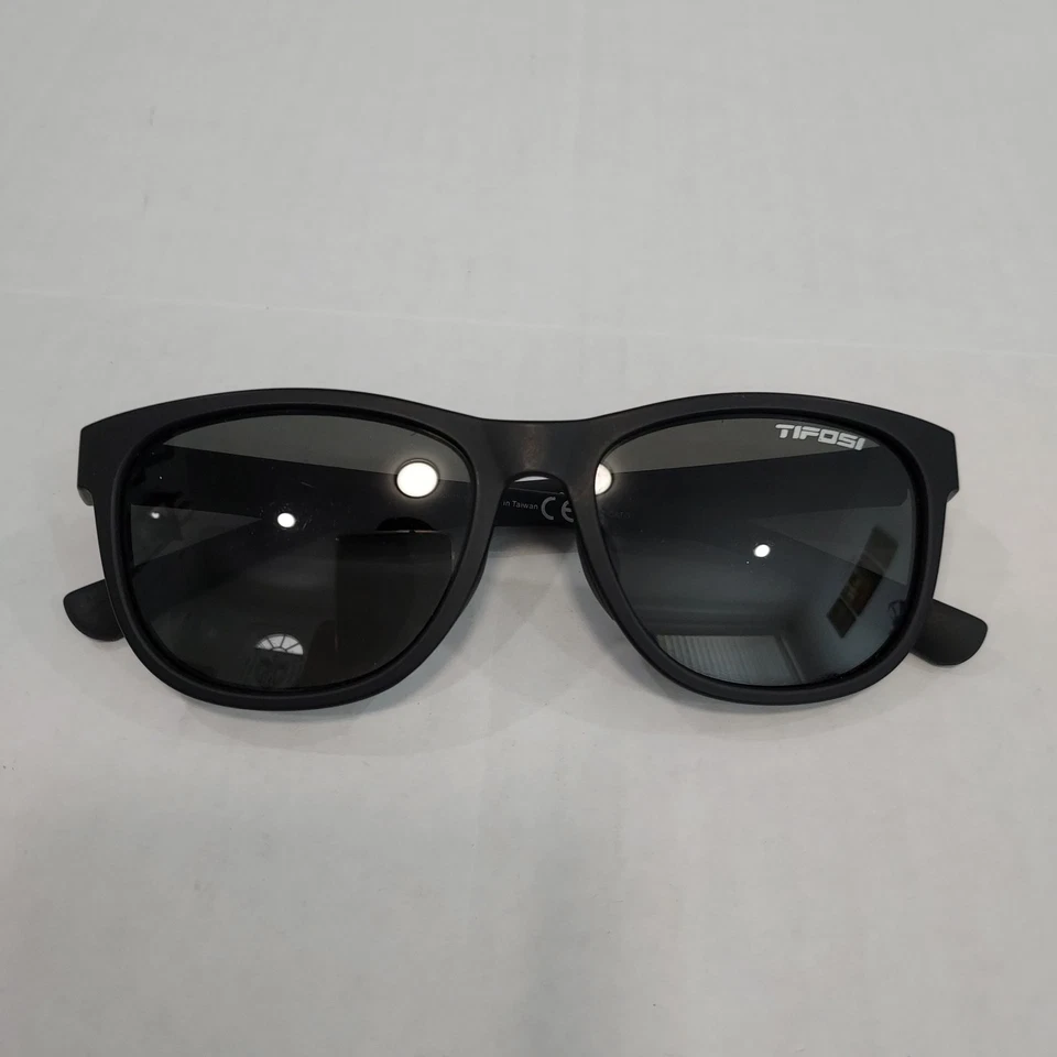 Tifosi Optics Swank negro satinado/humo polarizado 1504900151 #BP00594 Foto 2 de 4