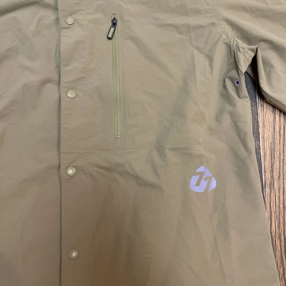 Mine 77 Stretch Button Up Culvert Green Unisex Large NWT - Image 3 of 4