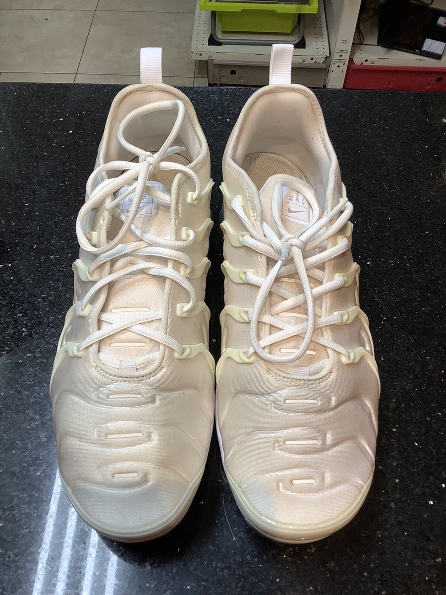 Vanilla　0206 nike air vapormax plus #104114-1 | eBay