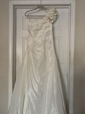 David Bridal Wedding Dress Size 12 Ivory One Shoulder