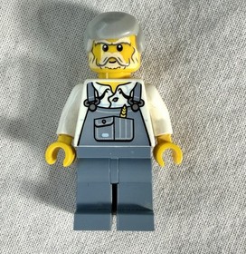 LEGO Limited Edition 2013 Holiday Set 40083 Christmas Tree Truck - Complete