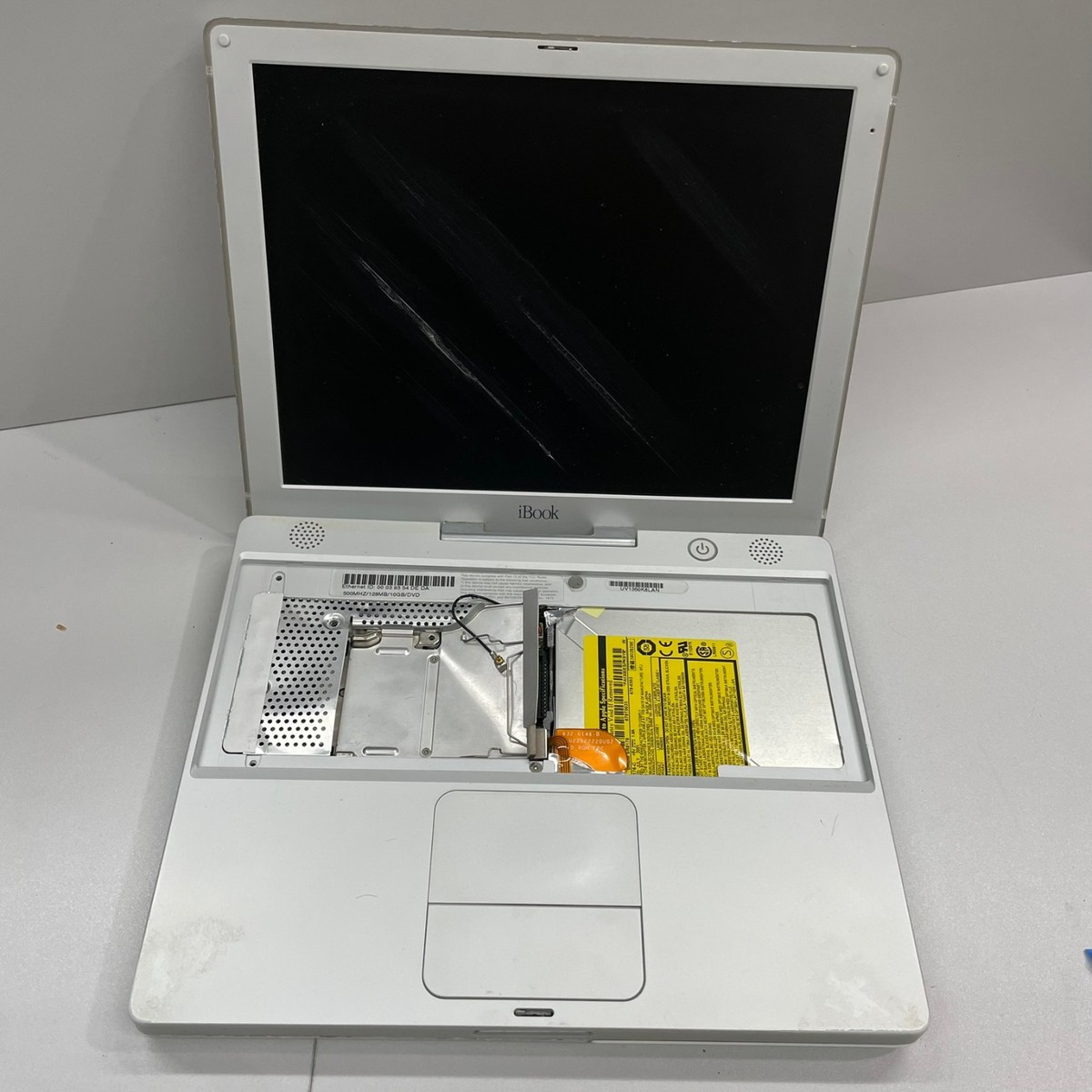 Pair of Apple iBook G3 Laptops A1005 & M6497 – For Parts/Repair