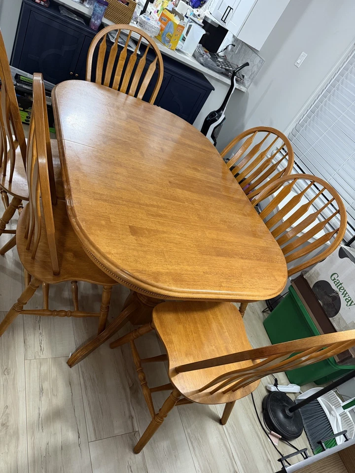 Mesa de comedor todo roble Foto 2 de 4