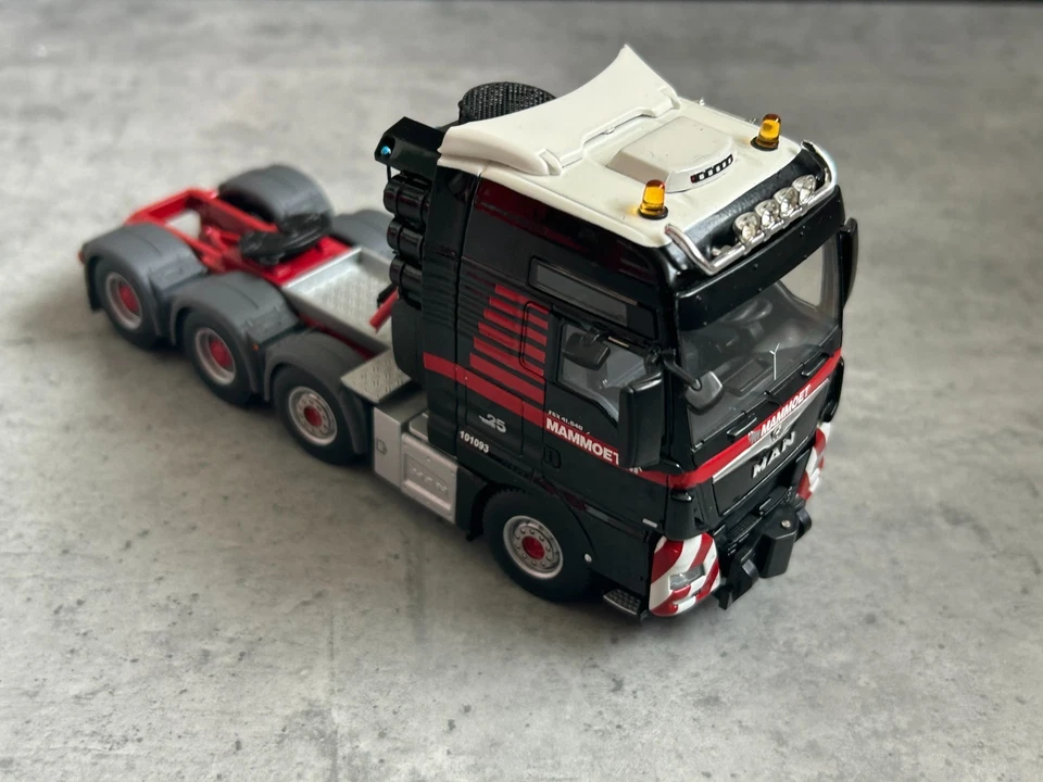 WSI 1:50 Mammoet MAN TGX XXL 8x4 - Immagine 2 di 3