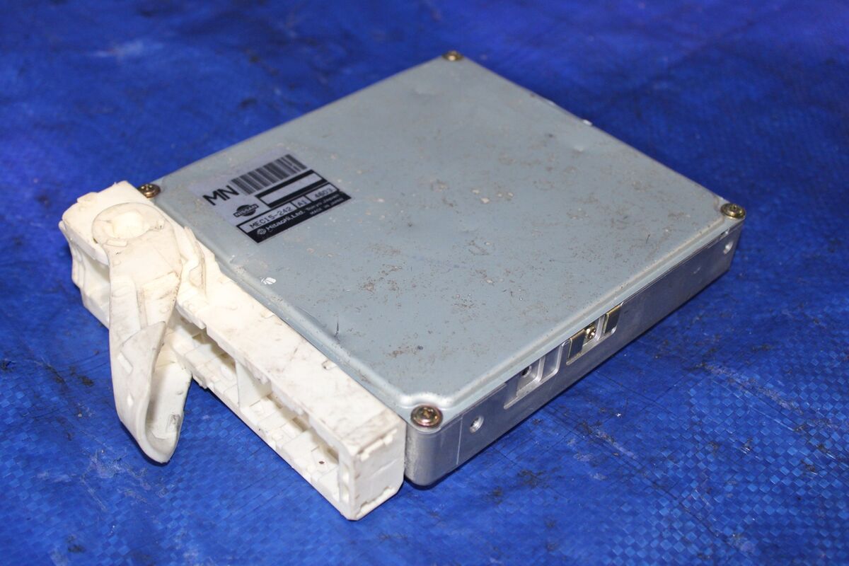 03 05 NISSAN CIMA 450 XL 4.5L V8 AUTOMATIC ECU #MEC15-242 03 05 NISSAN CIMA 450 XL 4.5L V8 AUTOMATIC ECU #MEC15-242
