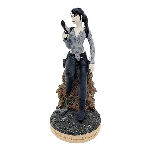 Statua Tomb Raider Legend Atlas Lara Croft Goth #33 - Foto 3 di 5