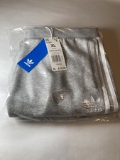 Adidas : ADIDAS ORIGINALS / BOYS FLEECE SHORTS / Size XL / DV2891 / GRAY