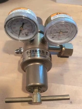 Harris 9296SS Two Stage Oxygen  Regulator CO2 250 PSIG
