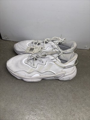 Adidas Ozweego Mens Size 10 White EE5704 NEW