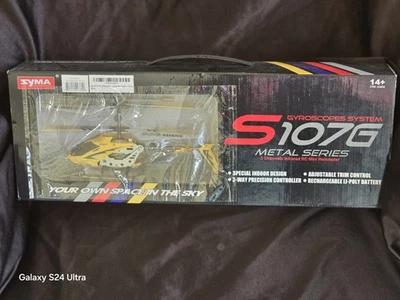 Syma S107G Metal Series Gyroscopes System 3-Channel Infrared R/C Helicopter - Image 1 of 3
