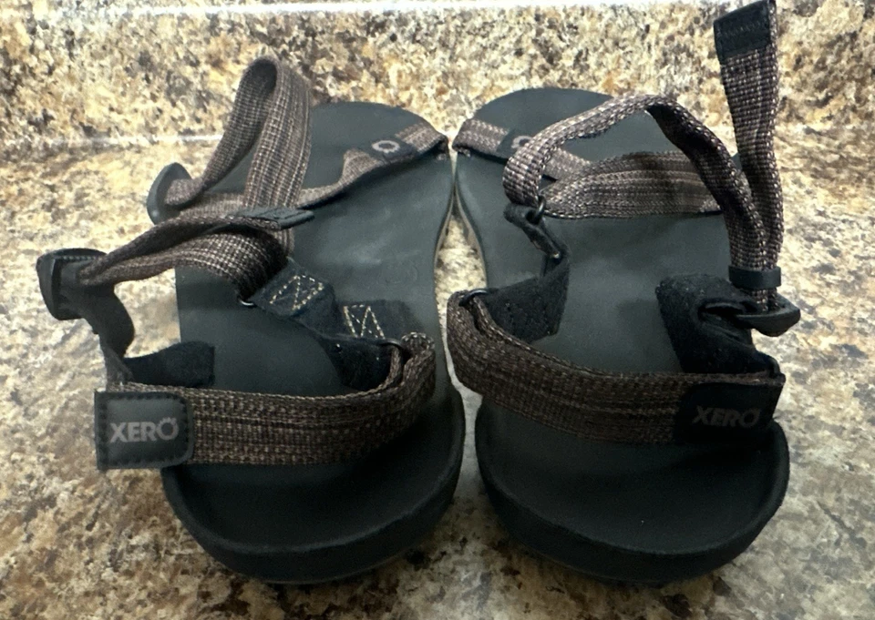 Xero Zapatos Descalzos Sandalias Hombre’s 11 Marrón/Negro Minimalista En muy buena condición Foto 4 de 4