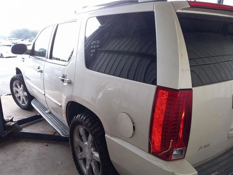 Depósito de lavado compatible con 07-14 ESCALADE 456599 Foto 4 de 4