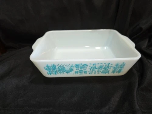 VINTAGE PYREX BLUE AMISH BUTTERPRINT 0503 1 1/2 QUART CASSEROLE