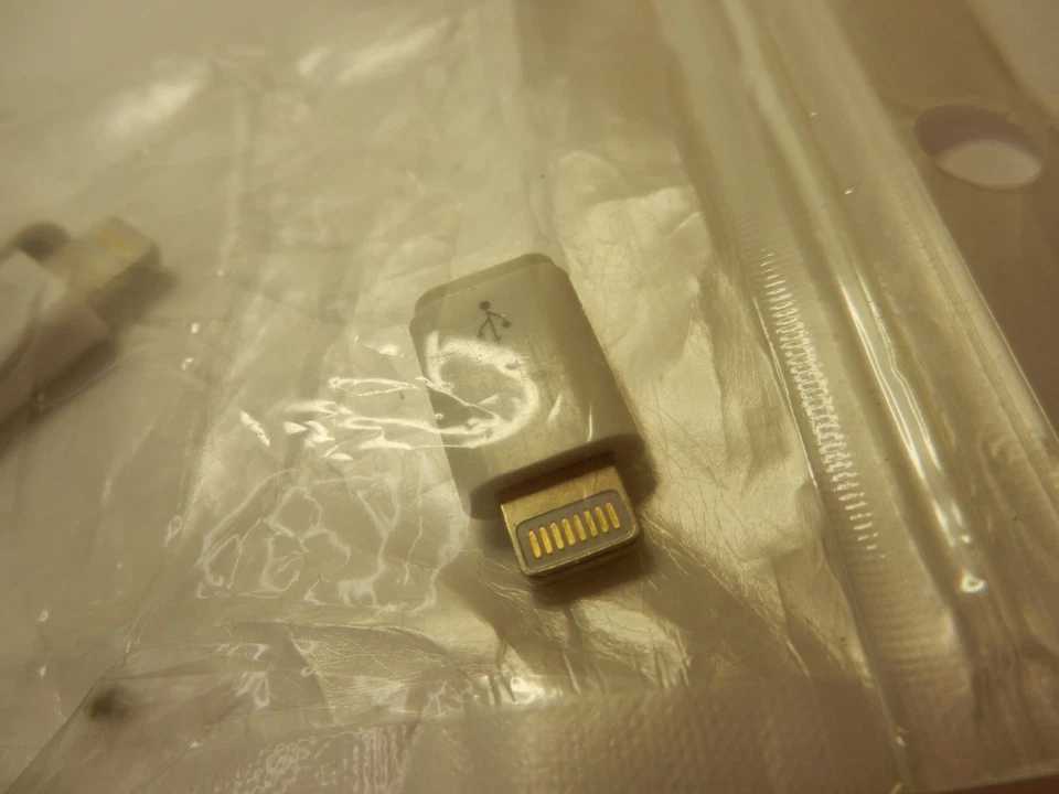 3X Lightning to Micro USB Adapter Converter - Image 4 of 4