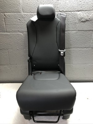 Kia Carnival 2022- 2024 2nd second row middle jump seat - Black Leather