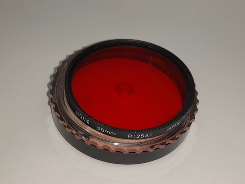 VINTAGE HIGH QUALITY HOYA R(25)A 55mm RED VERY CLEAN FILTER IN ITS CASE - Picture 5 of 5