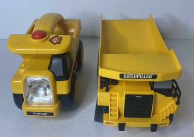 toy state caterpillar flashlight