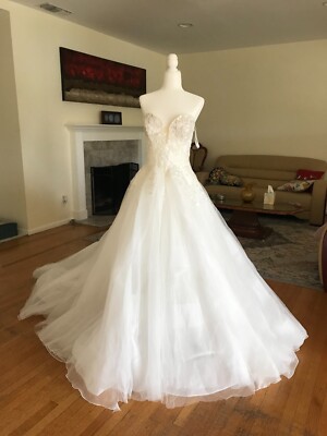 Elysee Enzoani Genevieve Ivory Ballroom Wedding Gown - New - Size 10