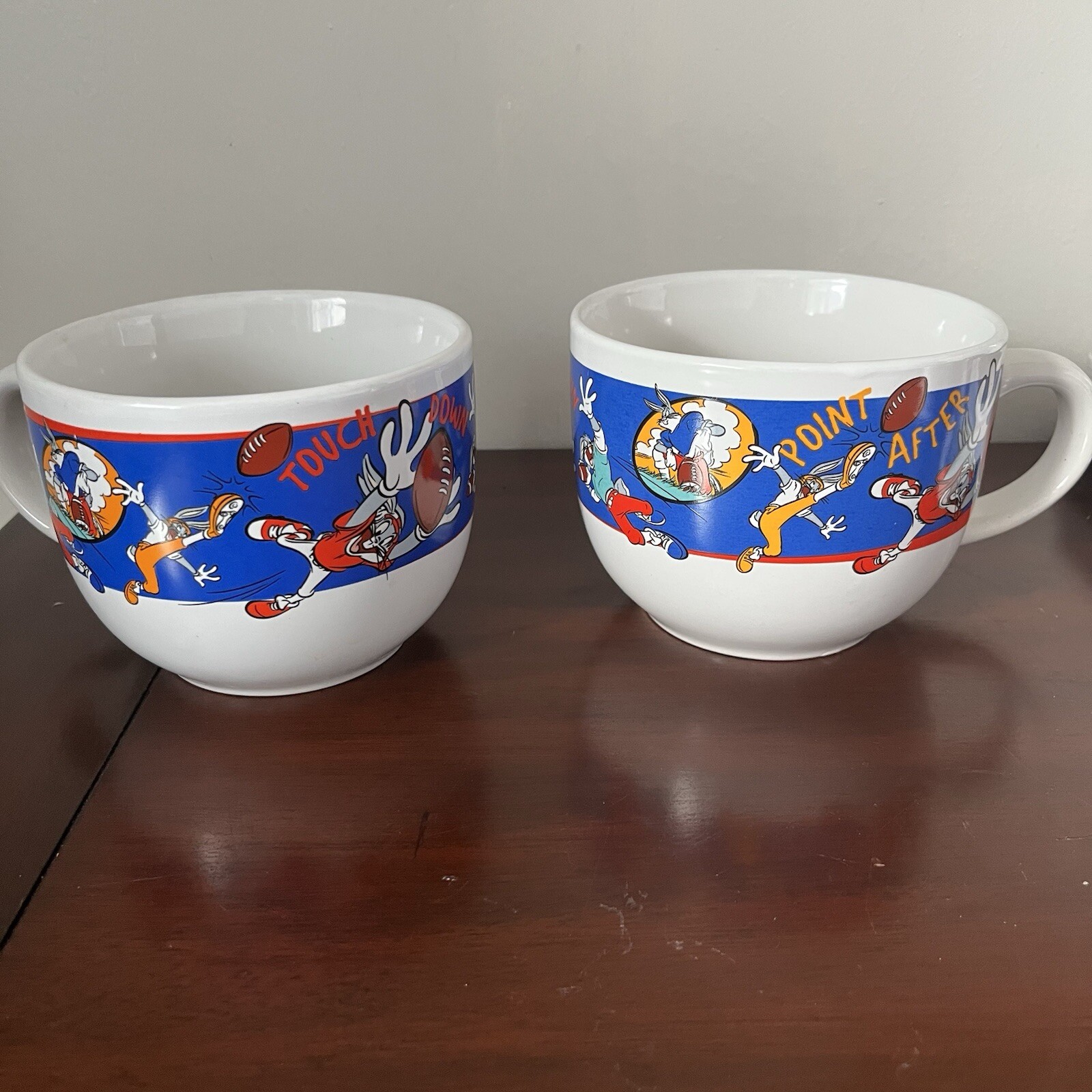 Vintage Looney Tunes Bugs Bunny Cereal Bowls Set of 2 by Gibson