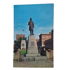 Postcard Monument In Gore Park Downtown Hamilton Ontario Canada Chrome Unposted