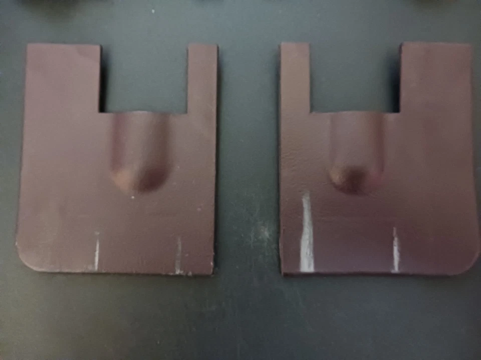 1979 - 85 凯迪拉克 Eldorado 动力座椅牵引螺栓盖 2 件套原始设备制造商 #1703739 — 第 4/4 张图片