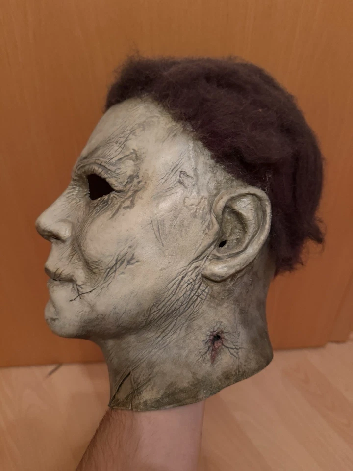 Michael Myers Maske aus Halloween 2018 Rehauled von einem Maskenartist TOTS - Bild 2 von 4