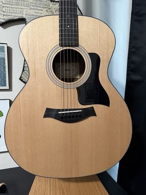 Taylor 114e Acoustic Electric Guitar With Gator Molded Case