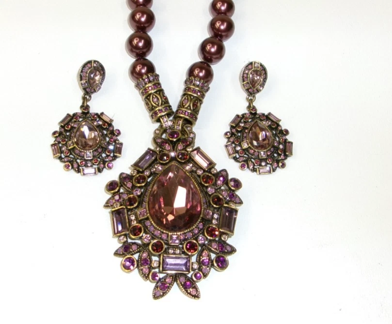 Conjunto de broche e brincos perfurados conversíveis de cristal ametista Heidi Daus - Imagem 2 de 4