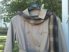 London Fog Trench Raincoat Women 8P Khaki Belted Plaid Liner & Scarf
