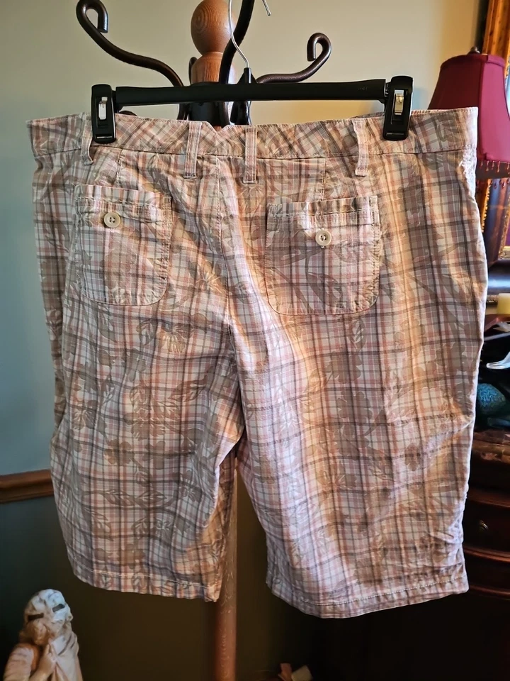 Pantalones cortos Sonoma Life Style para mujer talla grande 18 W con lengüeta ajustable Foto 3 de 4