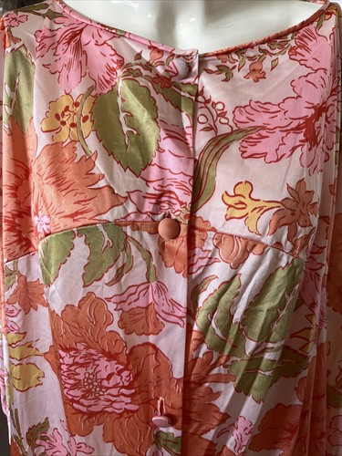 vintage Vanity Fair floral night gown Size Small - Picture 2 of 5