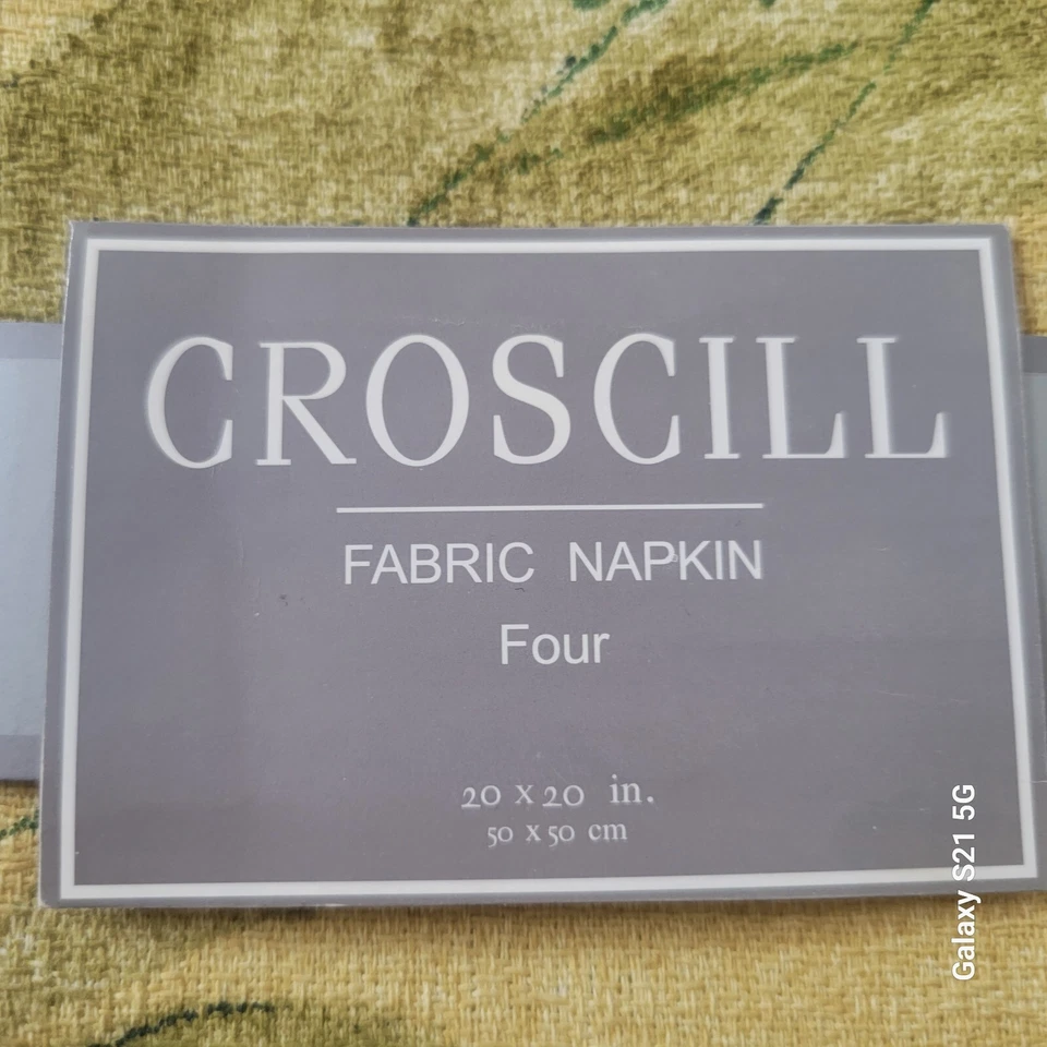 NEW CROSCILL Set Of 4 Fabric Napkin Square Leaf/Flower 20"X20" - Image 2 of 4