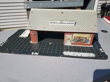 Vintage Marx Colonial Service Gas Station Tin Toy Playset