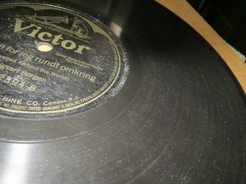 78RPM Victor Sigvart Borgen - Bonde Guttens / I Omkring, clean average used VV-V - Picture 7 of 8